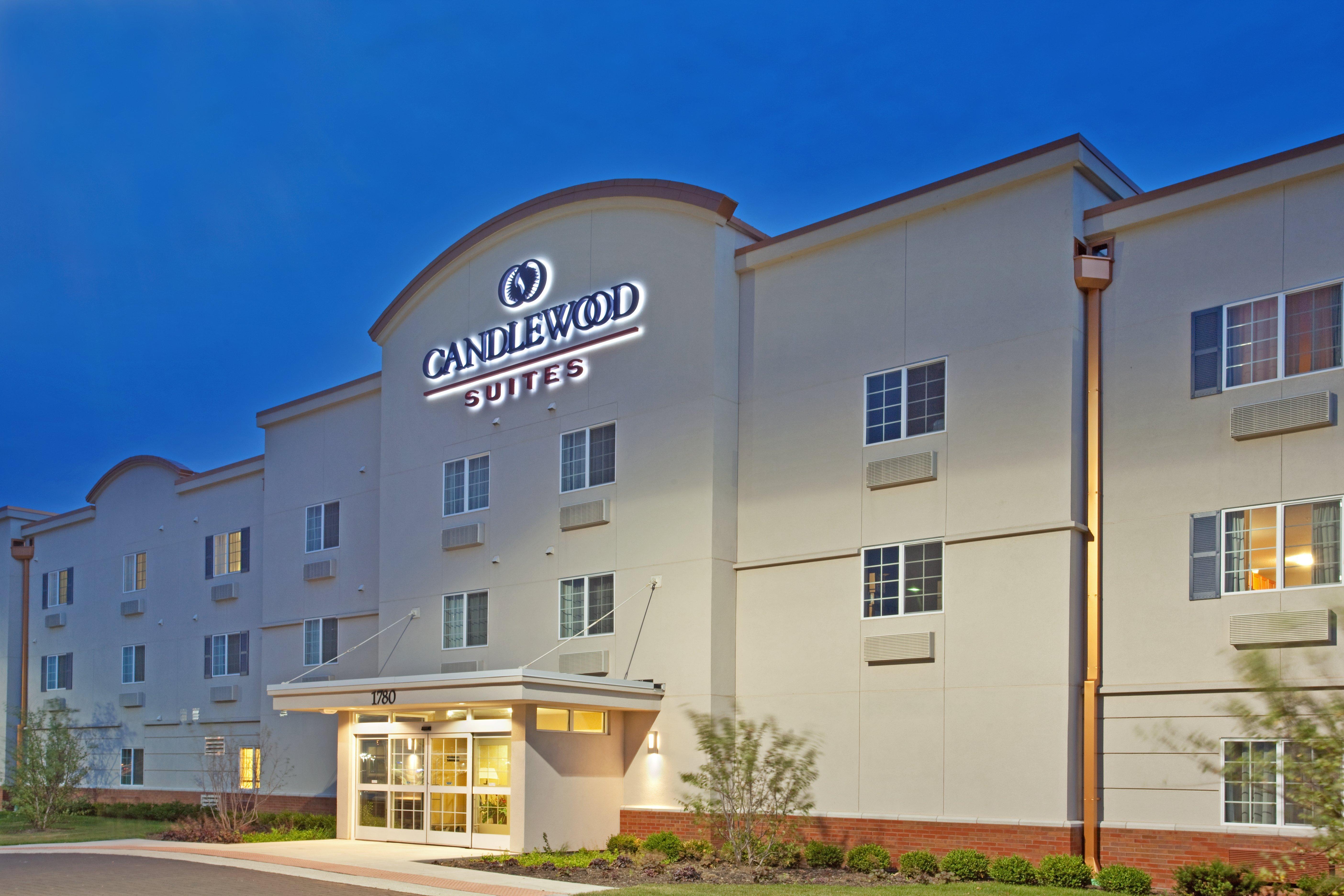Candlewood Suites Elgin - Northwest Chicago By Ihg Екстериор снимка
