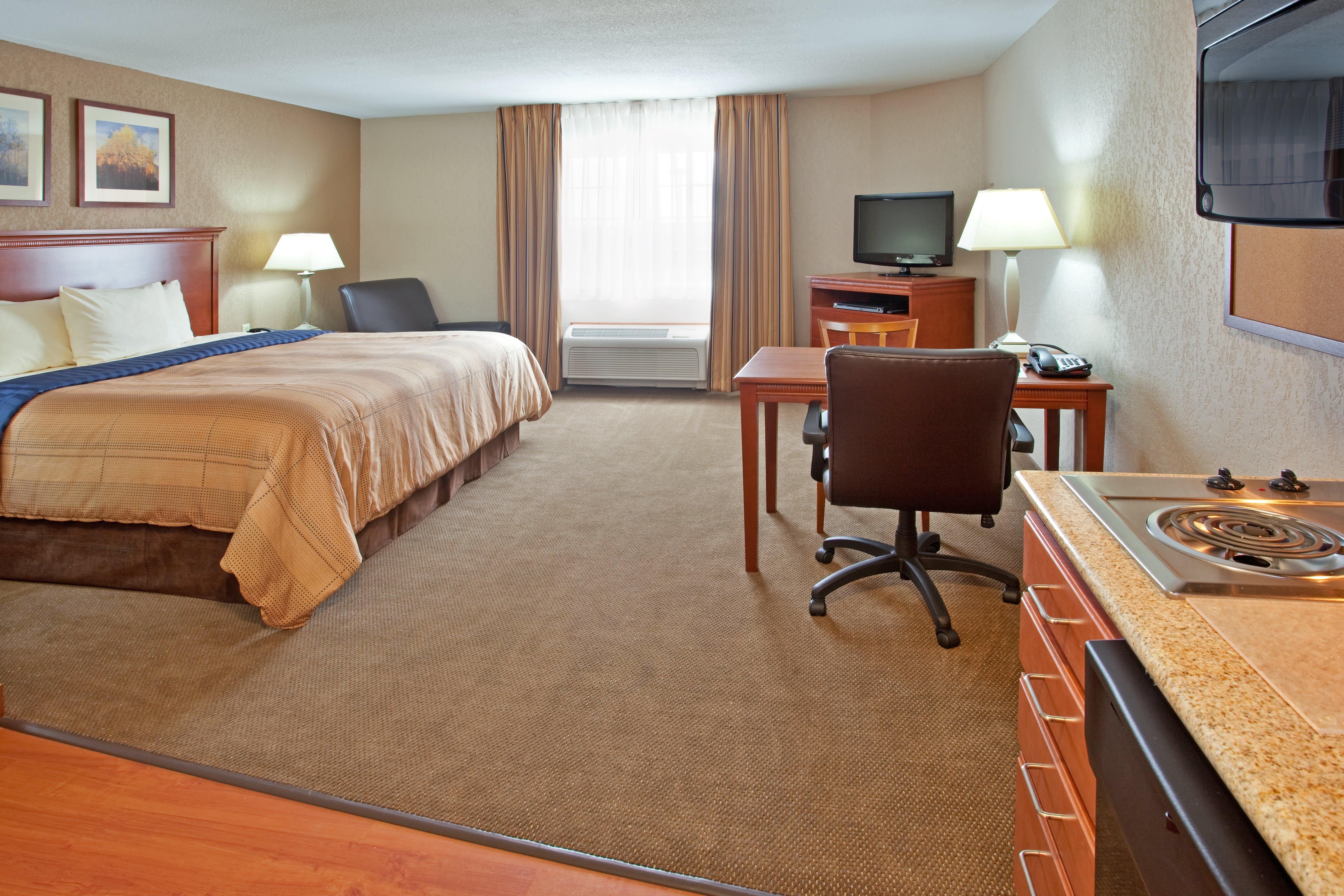 Candlewood Suites Elgin - Northwest Chicago By Ihg Екстериор снимка