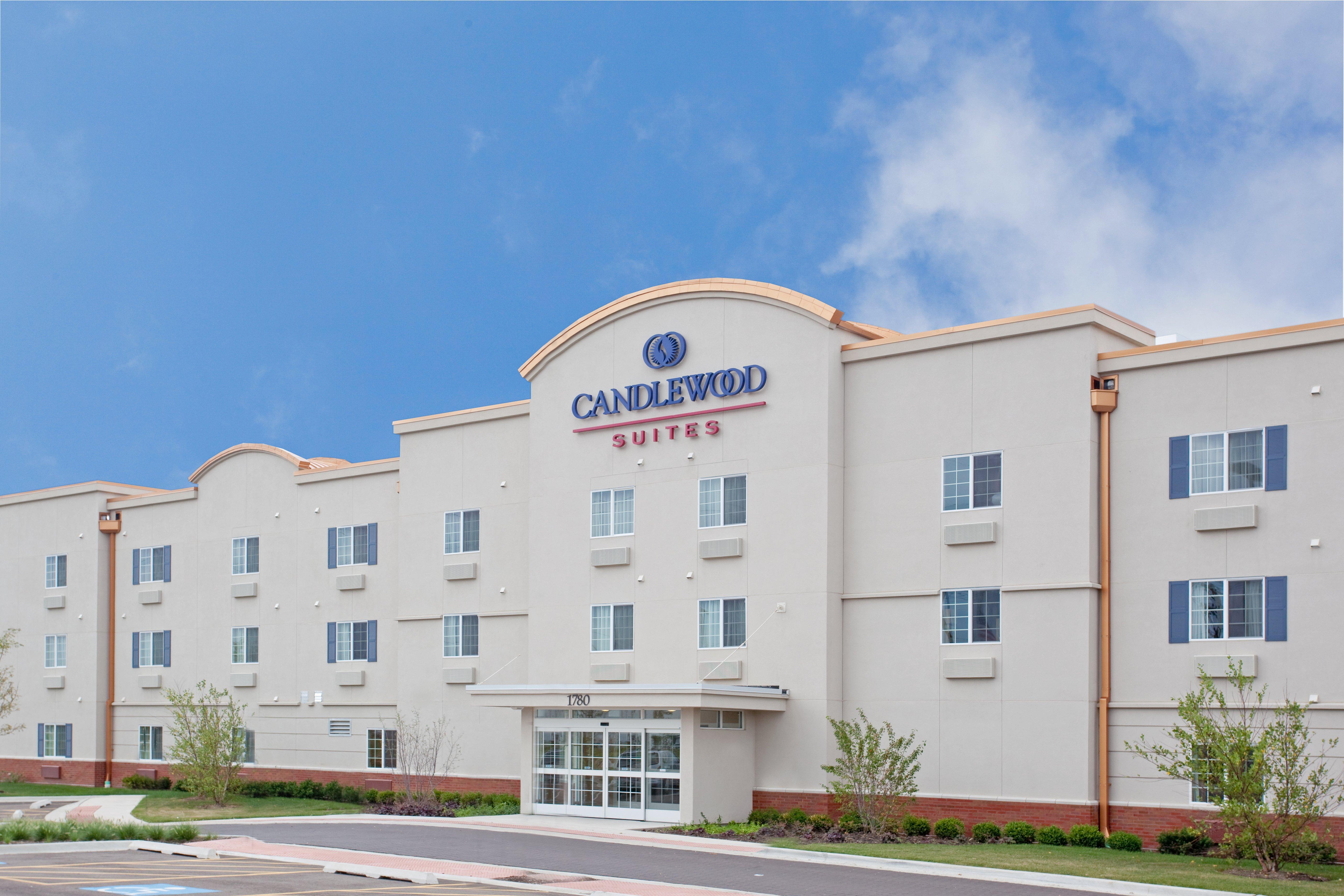 Candlewood Suites Elgin - Northwest Chicago By Ihg Екстериор снимка